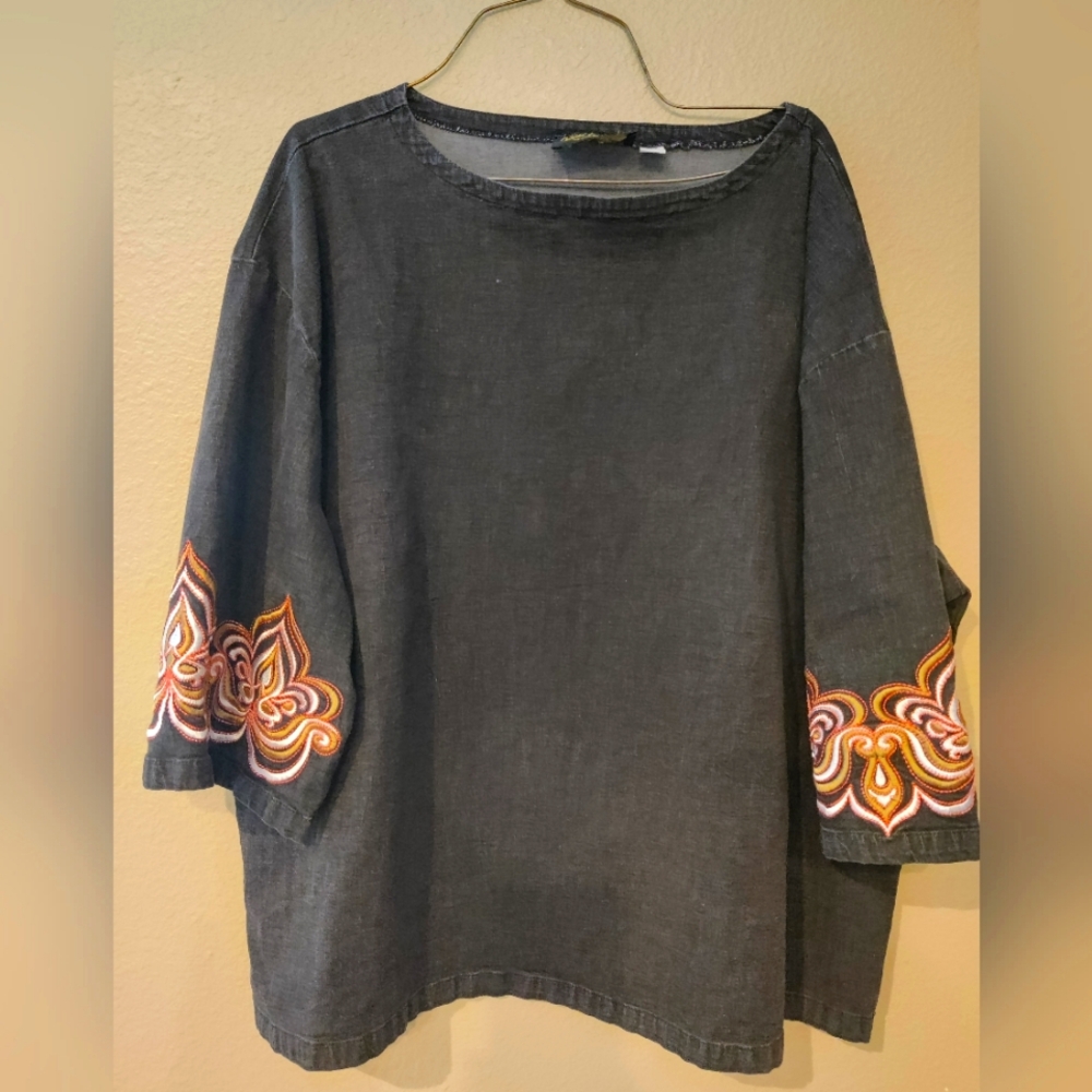 Vintage Bob Mackie Wearable Art Top size L